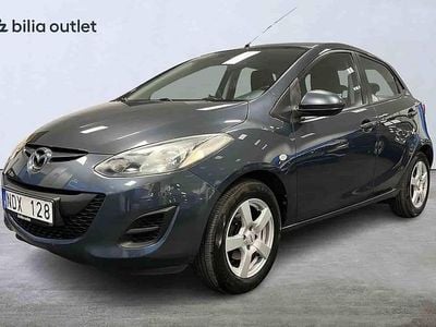 Begagnad Mazda 2 2012 Grå Halvkombi