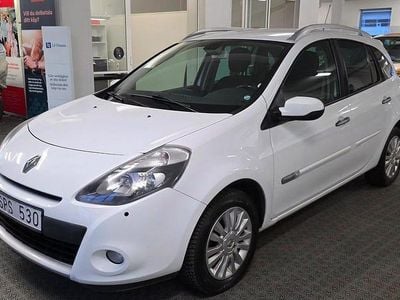 Vit Begagnad 2012 Renault Clio IV Kombi | 49 900 kr (Marknadspris)