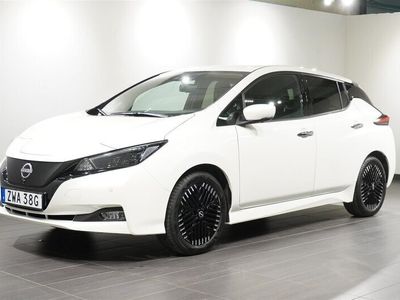Okänd Begagnad 2023 Nissan Leaf 360º Halvkombi | 208 800 kr (Marknadspris)