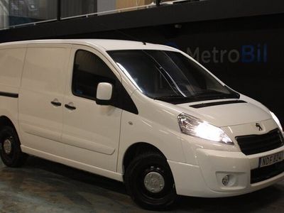 begagnad Peugeot Expert Panel Van 1.2t 2.0 HDi Värmare Drag Euro 5 2016, Minibuss