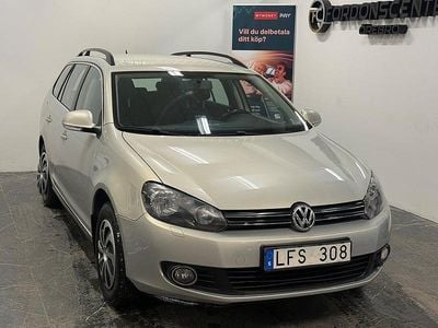 Begagnad VW Golf VI 102 HK (75 kW) 2011 Ljusbrun Halvkombi