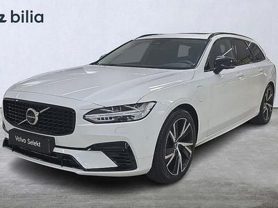 Vit Begagnad 2022 Volvo V90 Ultimate Kombi | 469 000 kr (Marknadspris)