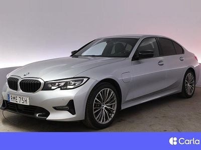BMW 330e