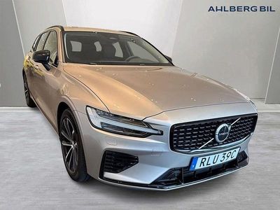 Grå Begagnad 2025 Volvo V60 Plus Kombi | 449 500 kr