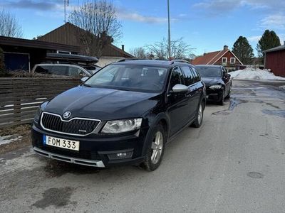 begagnad Skoda Octavia Scout 2.0 TDI 4x4 Euro 6