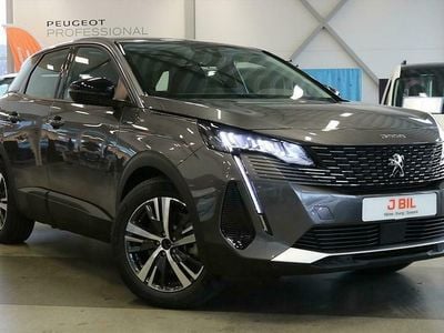 Grå Begagnad 2022 Peugeot 3008 Active SUV | 269 900 kr (Marknadspris)
