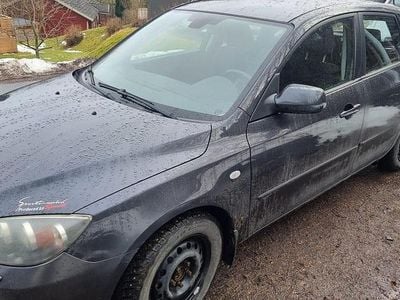 Begagnad Mazda 3 Inclusive 105 HK (77 kW) 2007 Svart