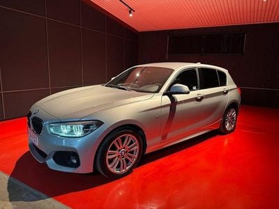 Silver Begagnad 2016 BMW 118 M Sport Halvkombi | 179 900 kr (Marknadspris)