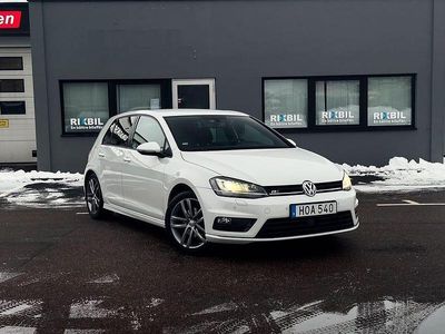 Begagnad VW Golf VII R-line 140 HK (102 kW) 2015 Vit