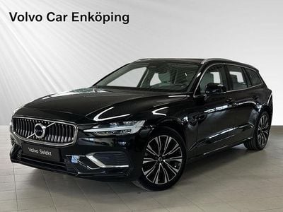 Svart Begagnad 2022 Volvo V60 Core Kombi | 329 900 kr (Bra pris)