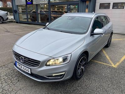 Silver Begagnad 2018 Volvo V60 Standard Kombi | 219 500 kr (Marknadspris)