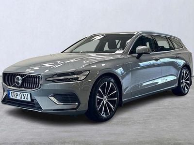 Grå Begagnad 2025 Volvo V60 Plus Kombi | 469 800 kr