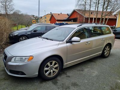 begagnad Volvo V70 D4 II AWD 163 Geartronic Momentum Euro 5