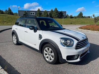 Vit Begagnad 2018 Mini Cooper Countryman Salt SUV | 189 000 kr