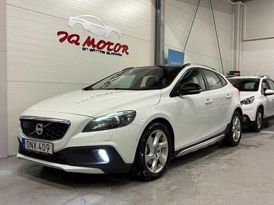 Vit Begagnad 2013 Volvo V40 Summum Halvkombi | 129 900 kr (Marknadspris)