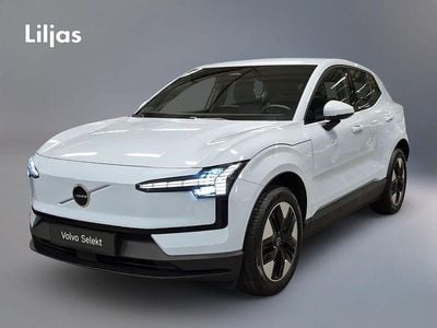 Begagnad Volvo EX30 Core 202 kW (275 HK) 2024 Blå SUV