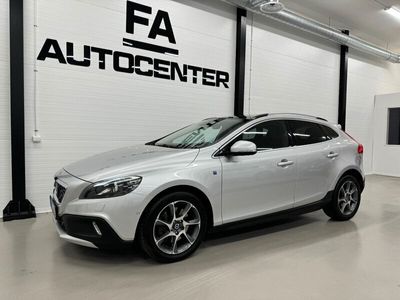 begagnad Volvo V40 CC D4 190 Ocean Race Pano Blis SE SPEC