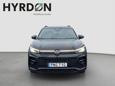 Svart Ny 2025 VW Tiguan Style SUV | 599 000 kr (Marknadspris)