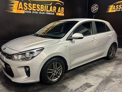 Begagnad Kia Rio 120 HK (88 kW) 2019 Grå Halvkombi