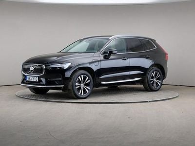 Begagnad Volvo XC60 Core 350 HK (257 kW) 2023 Svart SUV