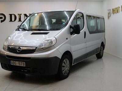 Begagnad Opel Vivaro 117 HK (86 kW) 2007 Grå Minibuss