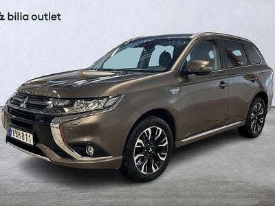Begagnad Mitsubishi Outlander P-HEV Comfort Edition 121 HK (88 kW) 2018 Brun SUV
