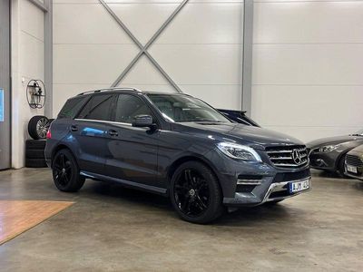 Svart Begagnad 2012 Mercedes ML250 AMG line SUV | 269 900 kr