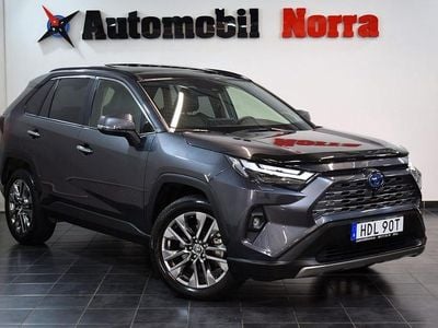 Begagnad Toyota RAV4 Hybrid Executive 222 HK (163 kW) 2022 Grå metallic SUV