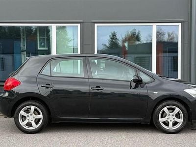 Svart Begagnad 2008 Toyota Auris Halvkombi | 59 400 kr (Marknadspris)