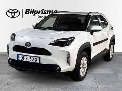 Vit Begagnad 2025 Toyota Yaris Cross Active SUV | 299 900 kr (Marknadspris)