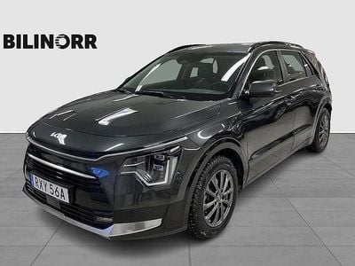 Grå Begagnad 2022 Kia Niro Advance SUV | 349 900 kr (Dyr)