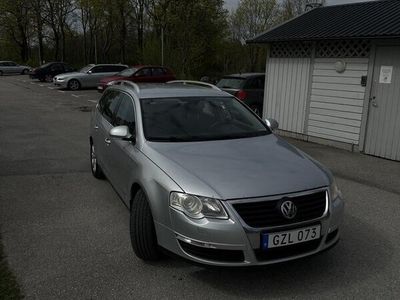 begagnad VW Passat 2.0 FSI 4Motion 3 PRIVATÄGARE! NYBESIKTAD