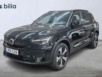 Svart Begagnad 2022 Volvo XC40 Core SUV | 304 900 kr (Superpris)