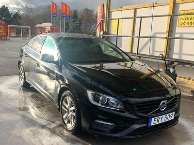 Begagnad 2018 Volvo S60 R-Design Sedan | 215 000 kr
