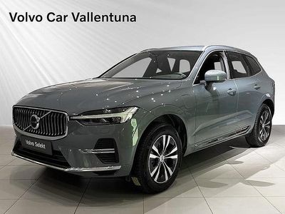 Grå Begagnad 2022 Volvo XC60 Core SUV | 434 900 kr (Bra pris)