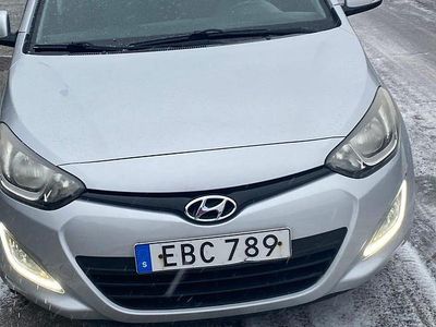 Begagnad Hyundai i20 84 HK (61 kW) 2014 Halvkombi