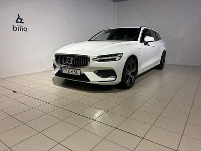 Vit Begagnad 2022 Volvo V60 Kombi | 294 800 kr (Bra pris)