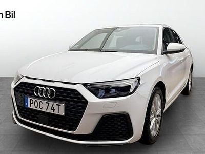 Cortinavit Begagnad 2022 Audi A1 Sportback Proline Halvkombi | 204 000 kr (Marknadspris)