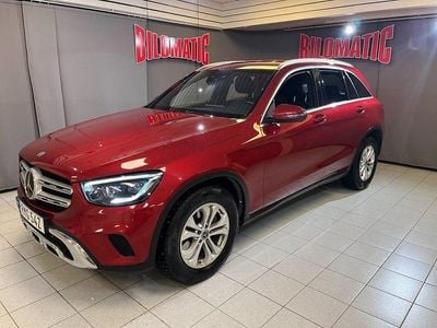 Hyacint röd metallic Begagnad 2020 Mercedes GLC220 SUV | 339 000 kr (Bra pris)