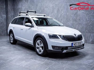 Vit Begagnad 2020 Skoda Octavia Scout Kombi | 187 800 kr (Marknadspris)