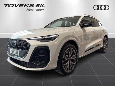 Vit Ny 2025 Audi Q5 Design SUV | 758 000 kr (Dyr)