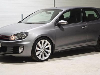 Grå Begagnad 2010 VW Golf VI GTI Halvkombi | 94 900 kr (Marknadspris)