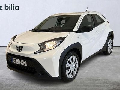 Vit Begagnad 2022 Toyota Aygo X Play SUV | 149 900 kr (Bra pris)