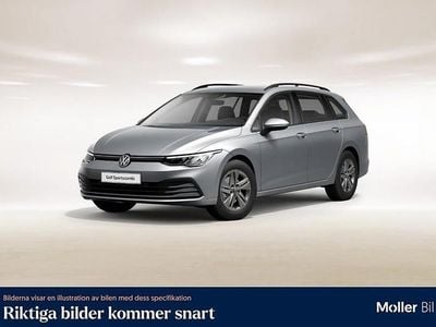 Begagnad VW Golf VIII 131 HK (96 kW) 2021 Reflex silver metallic Kombi