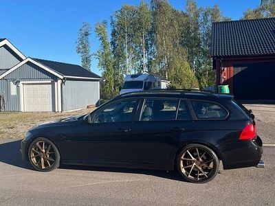 Begagnad 2009 BMW 325 Kombi | 85 000 kr (Marknadspris)