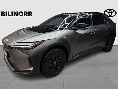 Silver Begagnad 2024 Toyota bZ4X Executive SUV | 489 900 kr (Lite dyr)