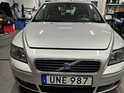 Volvo S40