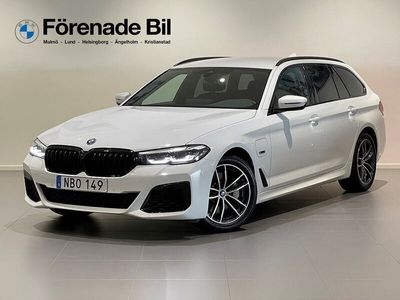 begagnad BMW 530 535 e xDrive Touring M Sport Aut Nav HiFi ParkAssist Drag 2023, Kombi