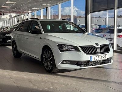 Begagnad Skoda Superb SportLine 192 HK (141 kW) 2017 Vit Kombi