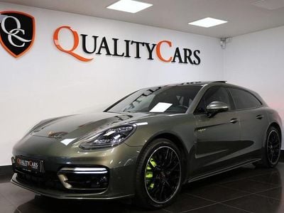 Porsche Panamera 4
